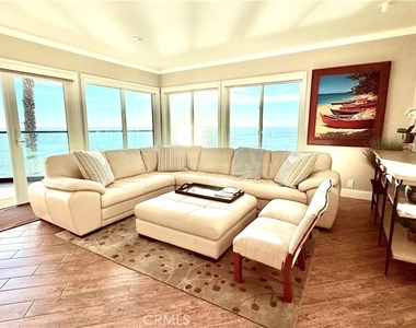 31015 Coast - Photo Thumbnail 5