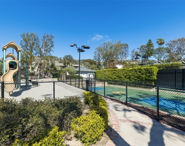 16 N La Senda Drive - Photo Thumbnail 18