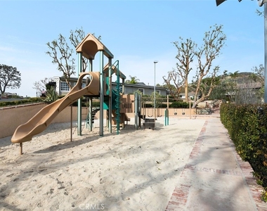 16 N La Senda Drive - Photo Thumbnail 17