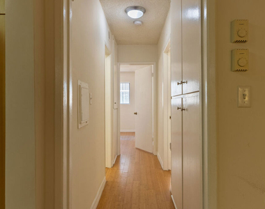 1033 6th Street - Photo Thumbnail 10