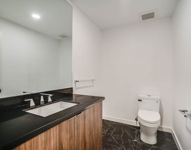 1021 S Shenandoah Street - Photo Thumbnail 13