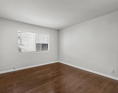 1342 Harvard Street - Photo Thumbnail 15