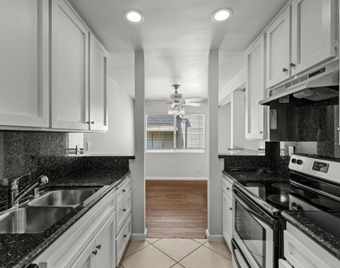 1342 Harvard Street - Photo Thumbnail 4