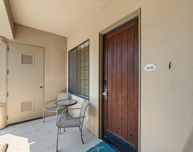 50610 Santa Rosa Plaza #1 - Photo Thumbnail 4