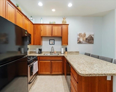 50610 Santa Rosa Plaza #1 - Photo Thumbnail 9
