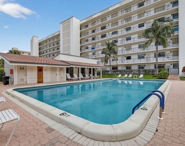 10310 S Ocean Drive - Photo Thumbnail 5