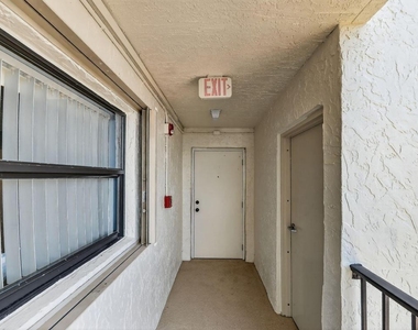 10310 S Ocean Drive - Photo Thumbnail 7