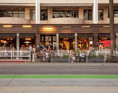 425 Broadway - Photo Thumbnail 12