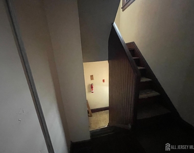 308 S 3rd Avenue S - Photo Thumbnail 7