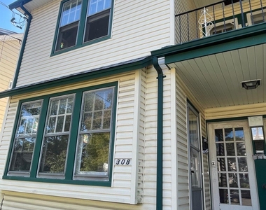 308 S 3rd Avenue S - Photo Thumbnail 2