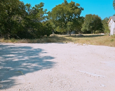 105 Meadow Dr - Photo Thumbnail 17