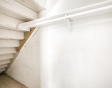 2215 Missionhill Dr - Photo Thumbnail 8