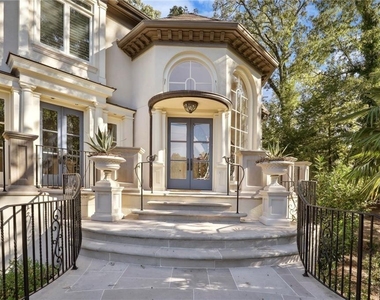1965 W Wesley Road Nw - Photo Thumbnail 2