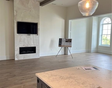 106 Spring Street - Photo Thumbnail 14