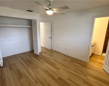 804 Mohawk Parkway - Photo Thumbnail 12