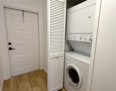804 Mohawk Parkway - Photo Thumbnail 16