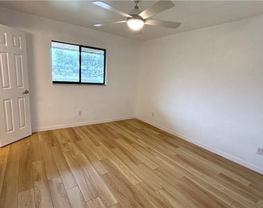 804 Mohawk Parkway - Photo Thumbnail 11