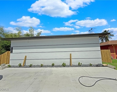 2103 French Street - Photo Thumbnail 9