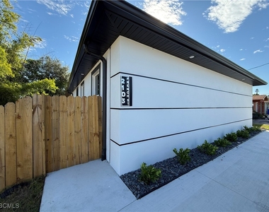 2103 French Street - Photo Thumbnail 11
