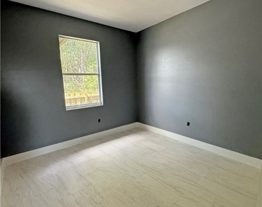 2103 French Street - Photo Thumbnail 7