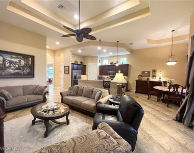 7302 Acorn Way - Photo Thumbnail 7