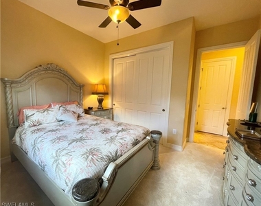 7302 Acorn Way - Photo Thumbnail 24