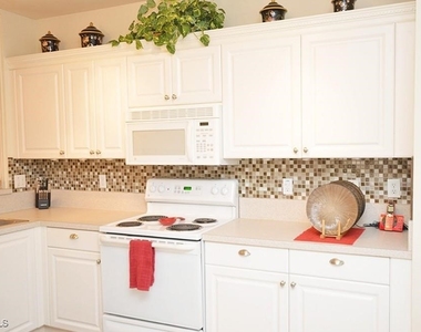 7818 Great Heron Way - Photo Thumbnail 8