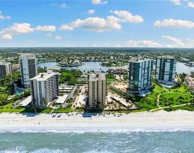 4005 Gulf Shore Boulevard N - Photo Thumbnail 5