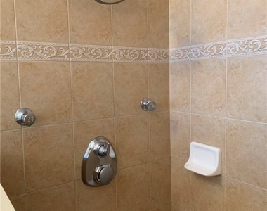 3910 Jasmine Lake Circle - Photo Thumbnail 11
