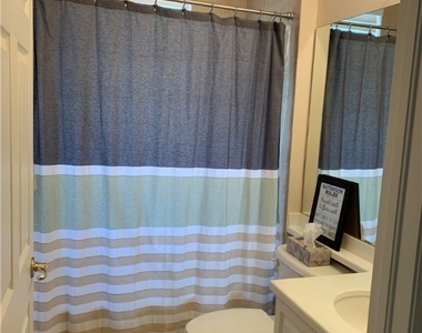 3910 Jasmine Lake Circle - Photo Thumbnail 17