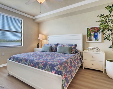 9560 Trevi Court - Photo Thumbnail 12