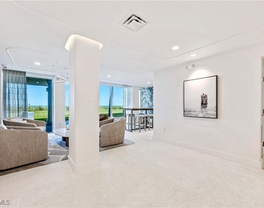 10691 Gulf Shore Drive - Photo Thumbnail 13