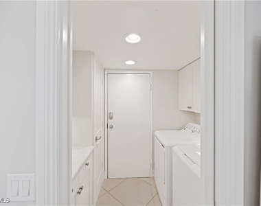 10691 Gulf Shore Drive - Photo Thumbnail 20