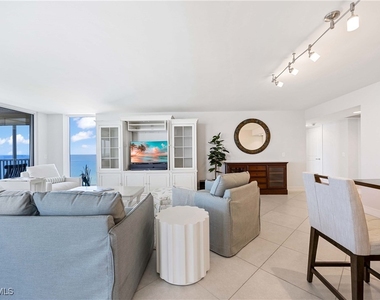 10691 Gulf Shore Drive - Photo Thumbnail 11