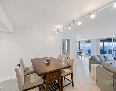 10691 Gulf Shore Drive - Photo Thumbnail 16