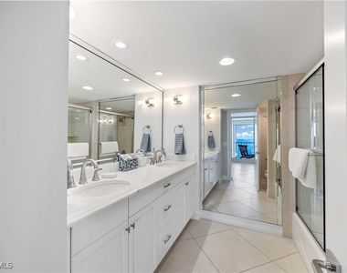 10691 Gulf Shore Drive - Photo Thumbnail 24