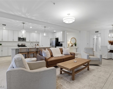5667 Melbourne Ct - Photo Thumbnail 3