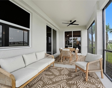 5667 Melbourne Ct - Photo Thumbnail 36