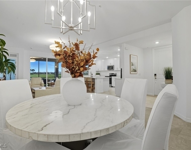 5667 Melbourne Ct - Photo Thumbnail 15