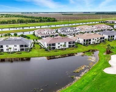 5667 Melbourne Ct - Photo Thumbnail 39