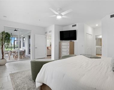 5667 Melbourne Ct - Photo Thumbnail 20