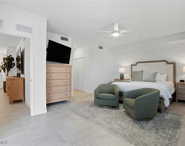 5667 Melbourne Ct - Photo Thumbnail 19