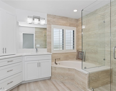 7048 Pelican Bay Boulevard - Photo Thumbnail 11