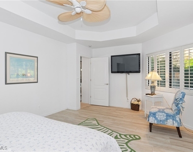 7048 Pelican Bay Boulevard - Photo Thumbnail 10
