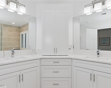 7048 Pelican Bay Boulevard - Photo Thumbnail 12