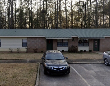 525 Lee Rd 379 - Photo Thumbnail 6