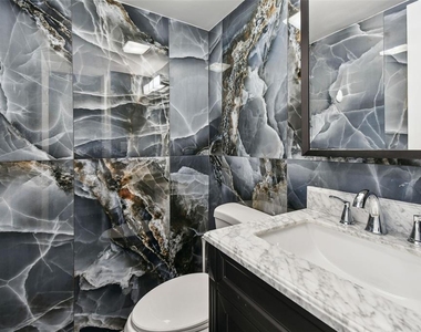 2942 W Bay Drive - Photo Thumbnail 7