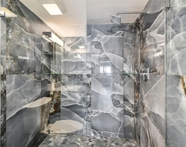 2942 W Bay Drive - Photo Thumbnail 20
