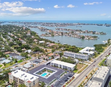 2942 W Bay Drive - Photo Thumbnail 45
