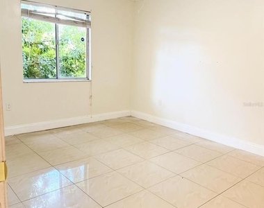 5226 Via Hacienda Circle - Photo Thumbnail 5